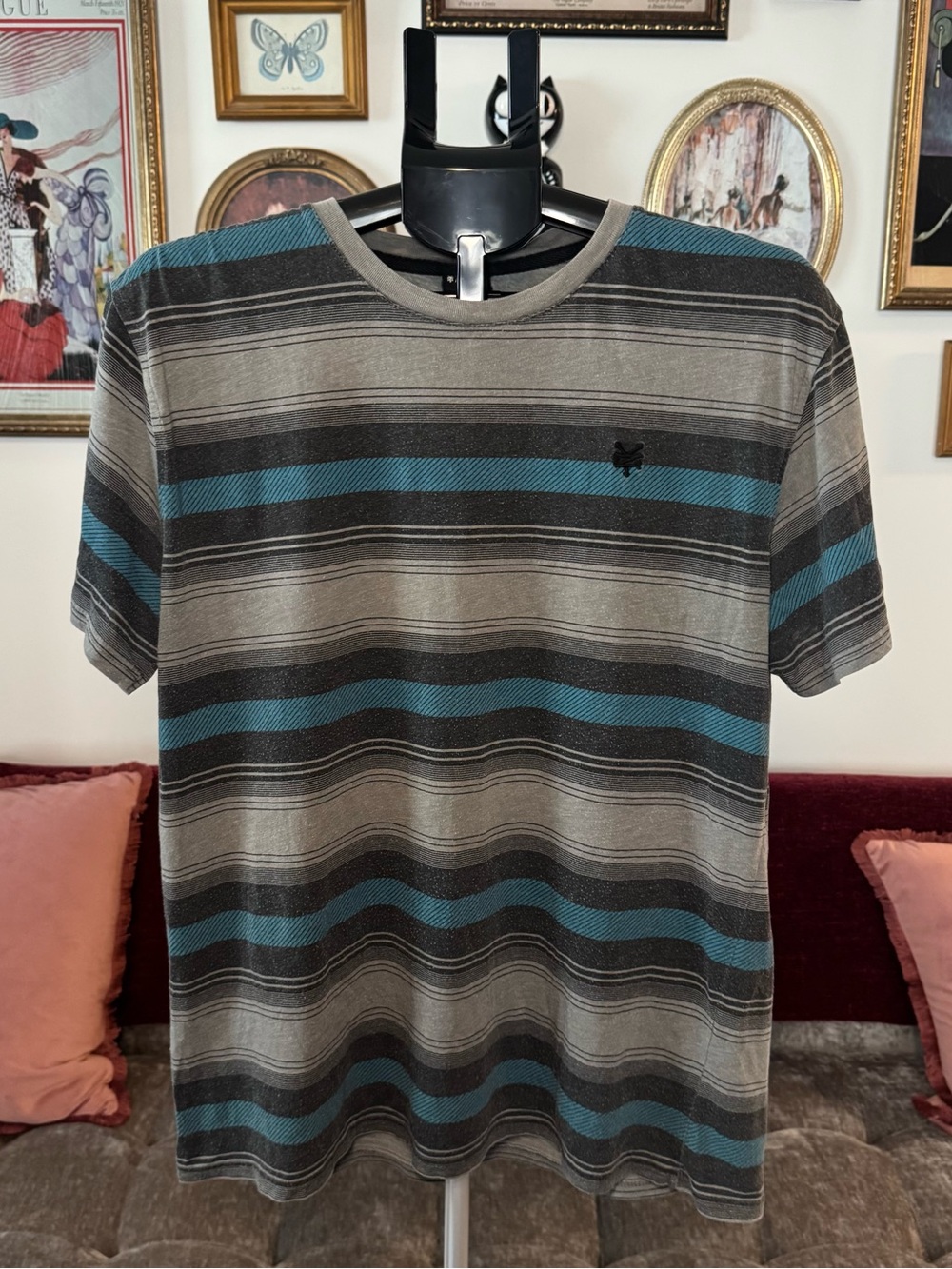 Zoo York Men's Gray and Teal Striped Crewneck Tee